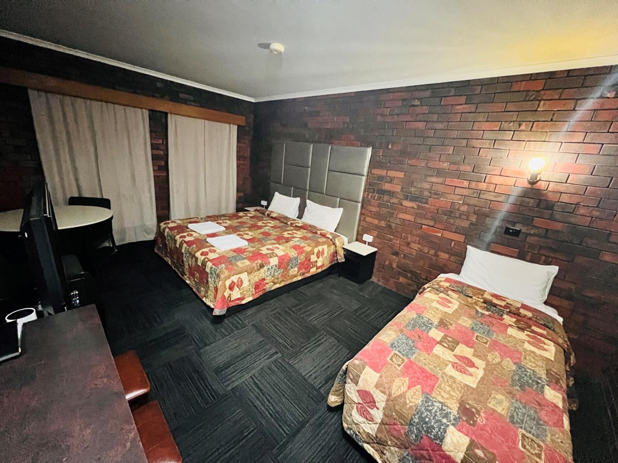 Two Rivers Motel Wentworth Εξωτερικό φωτογραφία