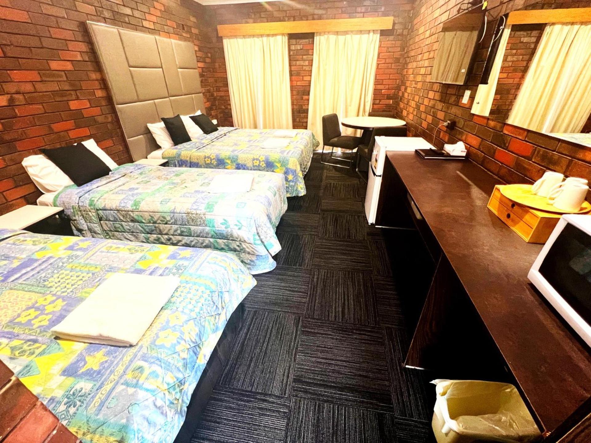 Two Rivers Motel Wentworth Εξωτερικό φωτογραφία