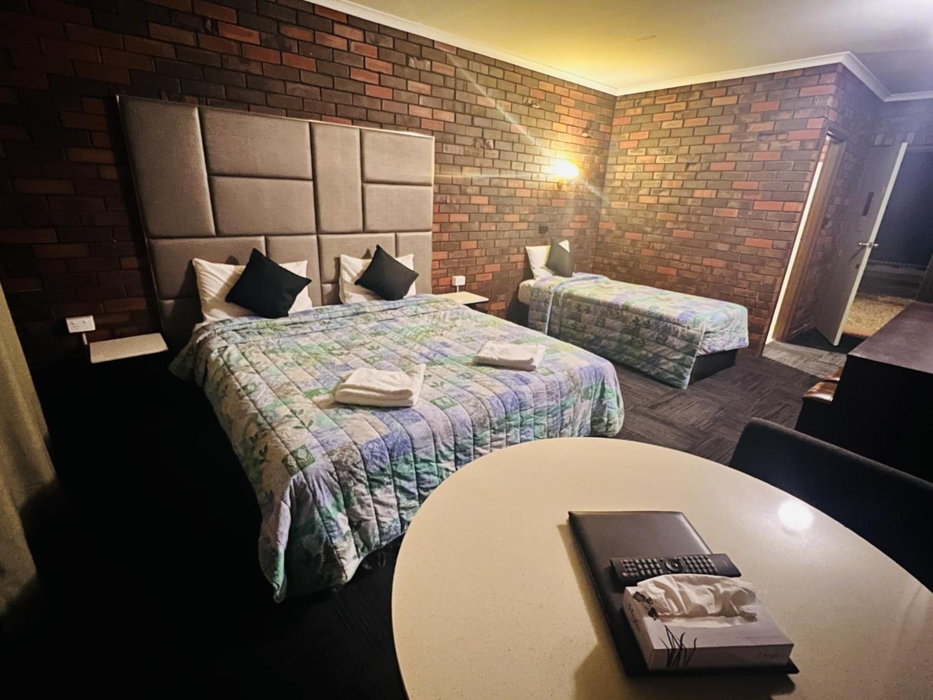 Two Rivers Motel Wentworth Εξωτερικό φωτογραφία